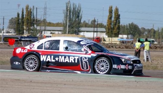 El "León" del equipo valletano acomodó bien al Mondeo en la clasificación y ahora busca su primera victoria.