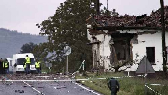 El grupo no avisó esta vez de la colocación del artefacto, como suele hacer cuando ataca a las fuerzas de seguridad. 