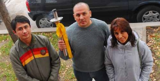 Jorge Veliz, Daniel Musa y Alejandra del Castillo, militantes de Derechos Humanos, piensan llegar hasta Ushuaia.