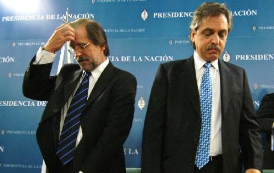Carlos y Alberto Fernández, las cartas de negociación de Kirchner para la nueva discusión con el campo. Les bajarían el porcentaje de las retenciones.