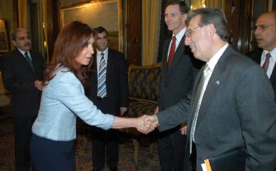 Una de las actividades de John Pistole fue entrevistarse con la presidenta Cristina Fernández.