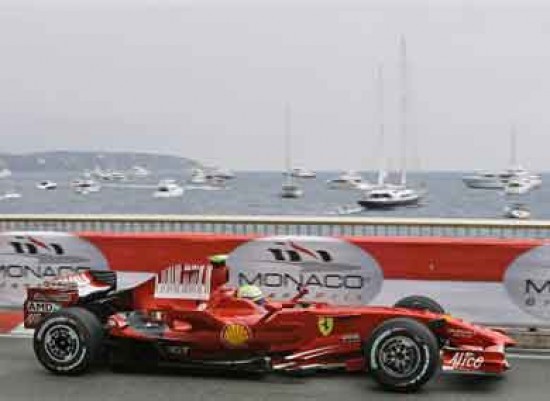 El brasileño logró este sábado el primer puesto en la parrilla de salida del Gran Premio de Mónaco de Fórmula 1. (FOTO: AP)