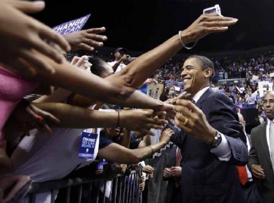 A medida que Obama acorta su distancia para llegar a la Casa Blanca suma más estrategas para asegurarse la victoria final. 