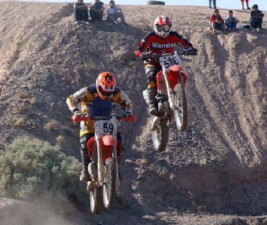 El motocross estar en las bardas roquenses.