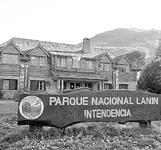 La Intendencia del Parque Nacional Lanín figura como organizadora de varias actividades.