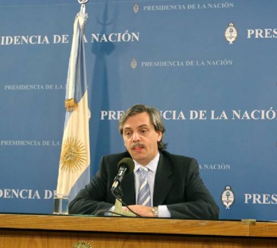 Alberto Fernndez explic los motivos para reabrir la exportacin de trigo.