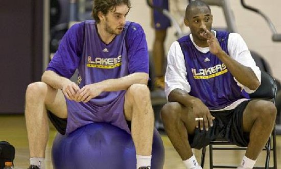 Pau Gasol y Kobe Bryant, son la dupla ganadora para Lakers. Si rinden bien, el equipo puede acortar la diferencia con los Celtics.