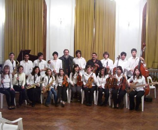 La formacin tocar por ltima vez con Anne Gropler y Jessie Zeng. 