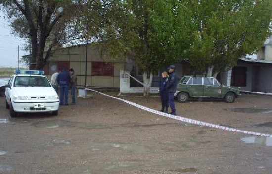 Según los dos procesados, el ingreso a la casa de la víctima fue para robarle bebidas alcohólicas.