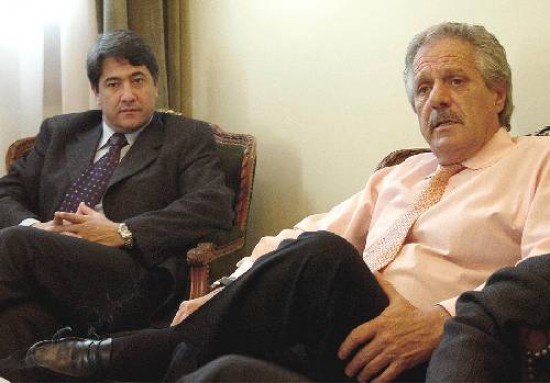 Saiz y Rodríguez llamaron a debatir la necesidad de convocar a una nueva Constitu-yente.