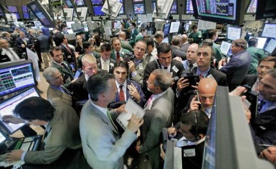  Wall Street considera, por ahora, que la economa norteamericana escap de la recesin, pero que permanece vulnerable. 