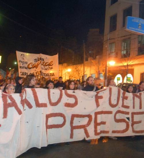 Los manifestantes caminaron desde el monumento a San Martn hasta el de la Madre.