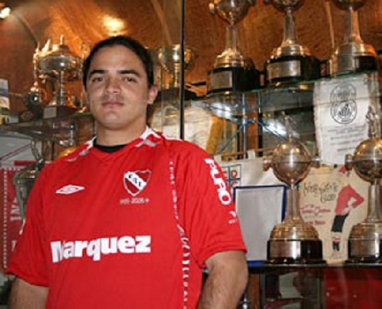 El defensor ngel Puertas se transform en el quinto refuerzo de Independiente.