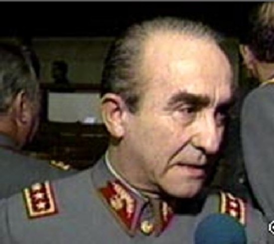Santiago Sinclair fue imputado en la muerte de cinco opositores.