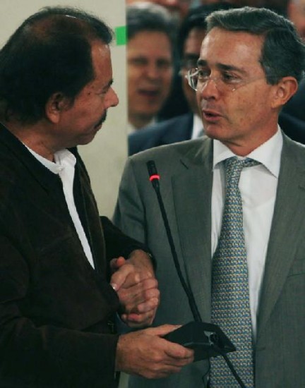 Uribe se mostró molesto por la "intromisión" de Ortega.