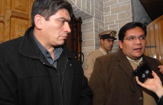 El ministro Pérez y Lepén, jefe de la Policía, siguieron el caso de cerca. 