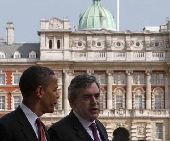 Obama con Brown, en Londres, donde resalt la importancia de su gira internacional. 