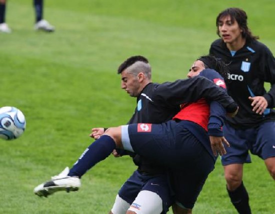 Snchez Sotelo llam la atencin por su corte de pelo y por sus dos golazos.