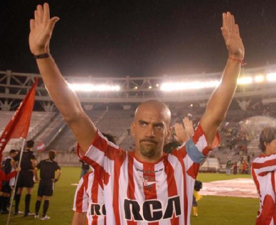 Estudiantes se asegur a uno de los mejores jugadores del ftbol argentino.