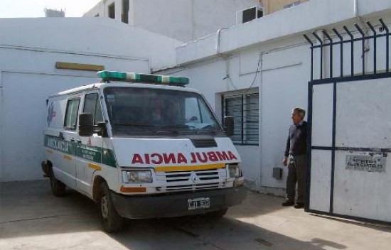 Los restos de Santiago Bentez fueron trasladados a la morgue de Castro Rendn y de all directamente a Esquel.