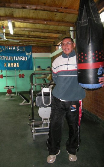 GervasioSosa y su gimnasio comunitario.