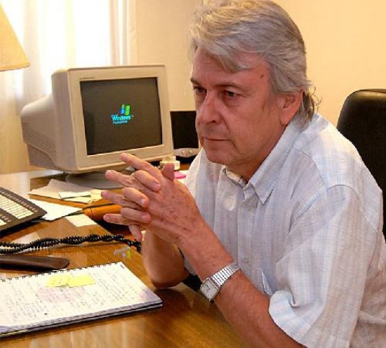 Héctor Mendiberri, subsecretario de Hidrocarburos, defendió la legalidad de las prórrogas.