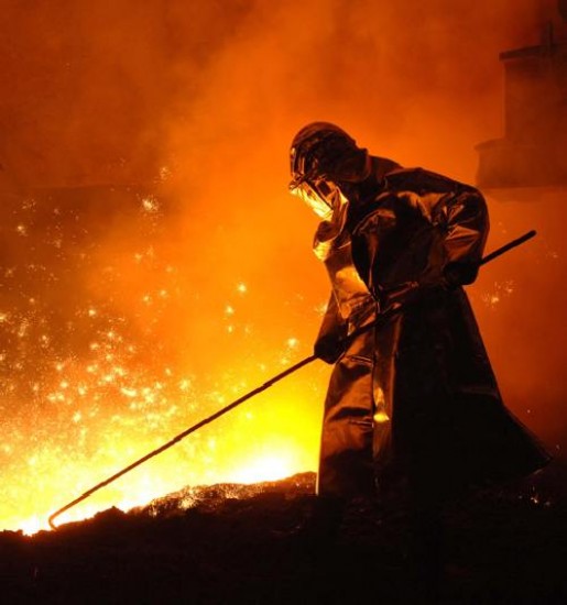 La produccin de acero y aluminio ayud al repunte.