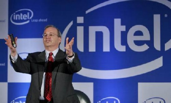 Justin Rattner, jefe de tecnologa de Intel durante el anuncio del avance.