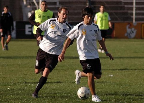 Cipolletti hará su estreno en el Argentino A, ante Santamarina de Tandil, el domingo en la "Visera".