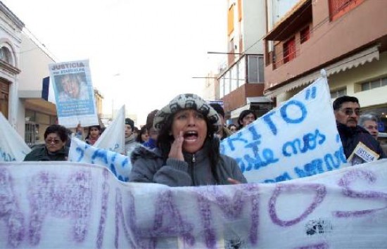 A dos meses y medio del crimen, nada se sabe de los asesinos de Atahualpa Martnez.