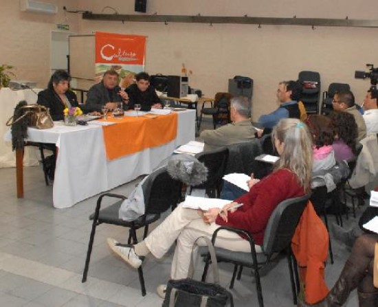 Los representantes del rea debatieron sobre la cultura en la provincia.