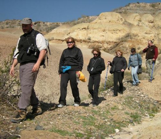 Un grupo de allenses recorri lugares de la margen sur del ro.