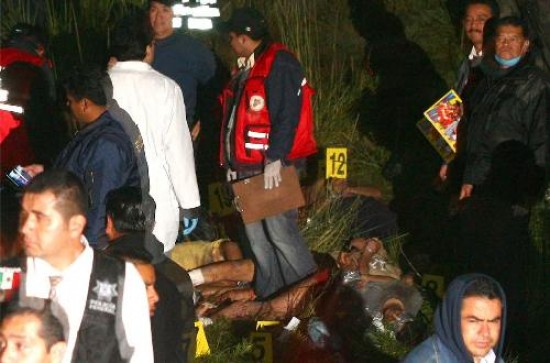 Las autoridades mexicanas descubrieron ayer los cadáveres en La Marquesa, un tupido bosque de pinos cercano a la capital del país. 