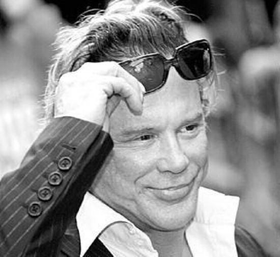 Mickey Rourke regresó con gloria a la pantalla grande.