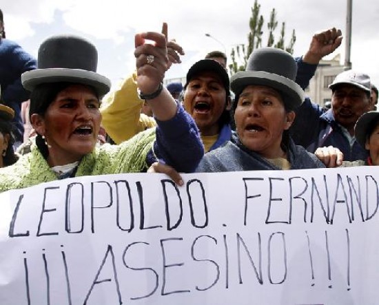  En La Paz, movimientos sociales afines a Morales reivindicaron la detencin.
