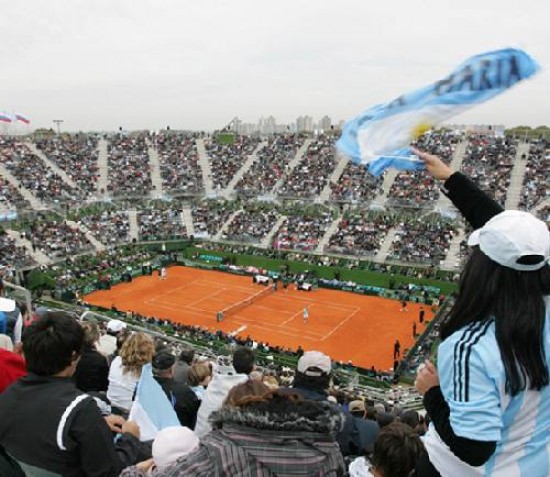 Impresionante fue el marco en Parque Roca: 14.000 personas en las tribunas.