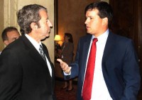 Entre sus actividades, Cobos se reunió con el asesor de Obama, Dan Restrepo.