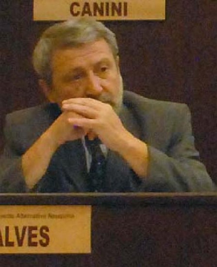 Diputado del MPN Carlos González. Hugo Goncalves: "No hay debate".