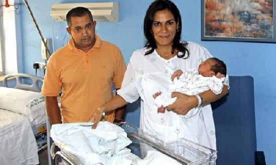 El pequeo Javier naci el ltimo domingo y es el primer beb con aplicacin DGP para ayudar a su hermano. 
