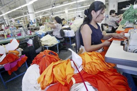 La industria textil es una de las más afectadas por la retracción que está sufriendo la economía argentina y la internacional. 