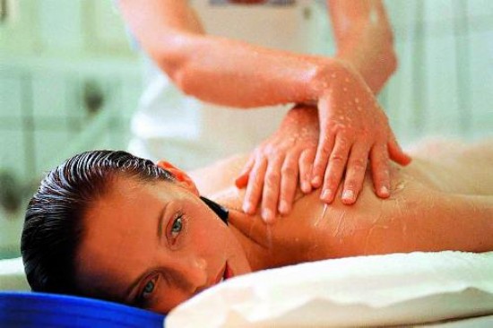 El masaje es recomendado luego de las actividades deportivas o en caso de lesiones. 