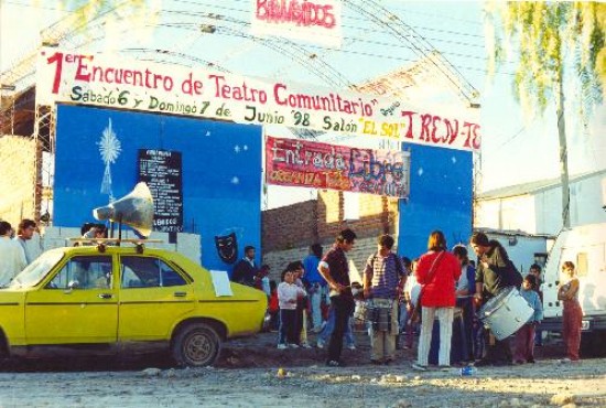 Desde hace veintin aos el Taller Tren Ten viene desarrollando actividades comunitarias en pos de ampliar las oportunidades artsticas. 