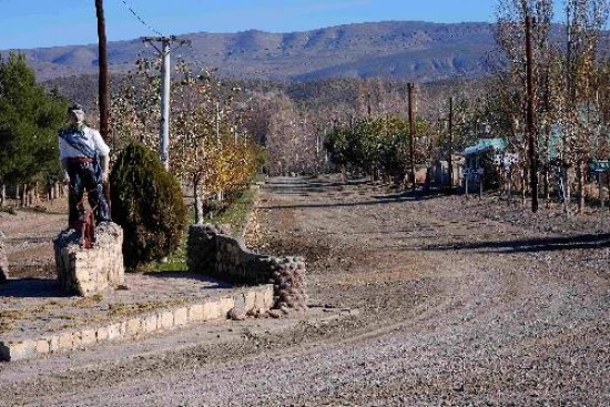 La pequea localidad abriga el anhelo de ver pavimentada la ruta provincial 14. 