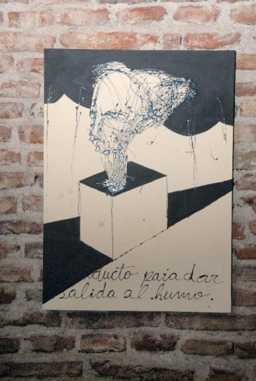 Las obras de Gustavo Cabrera buscan un espectador cómplice en el "juego del arte". Intertextualidad es estos dos cuadros de Cabrera que trazan lazos con la serie de Magritte "La traición de las imágenes". Cabrera homenajea la obra de Lewis. El arte puede reinventar la realidad, propone la artista Ivana Alan. 