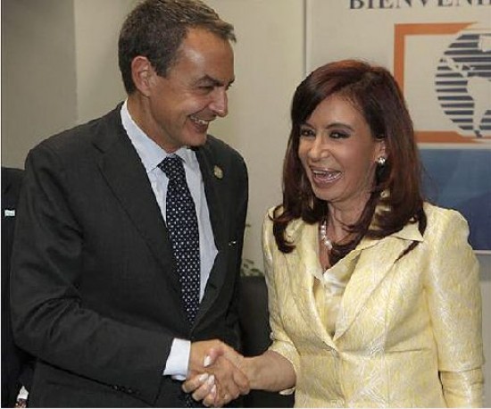 La presidenta argentina aprovech el escenario de la Cumbre en El Salvador para insistir en el 