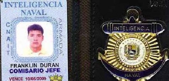 Carnet de Durán de Inteligencia venezolana, presentado como prueba. 