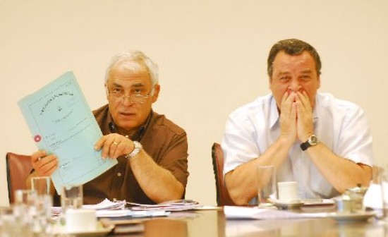 Jos Russo (MPN) y Marcelo Inaudi (Concertacin). El primero defendi las atribuciones de la Cmara. 