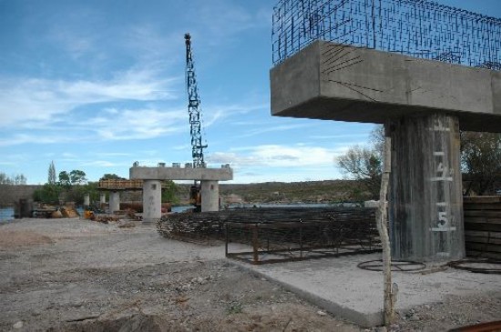 El puente de Isla Jordn, una obra a retomar. 