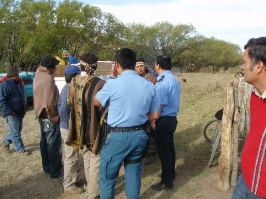 La comunidad mapuche asegura tener derecho sobre esas tierras y exige soluciones. 
