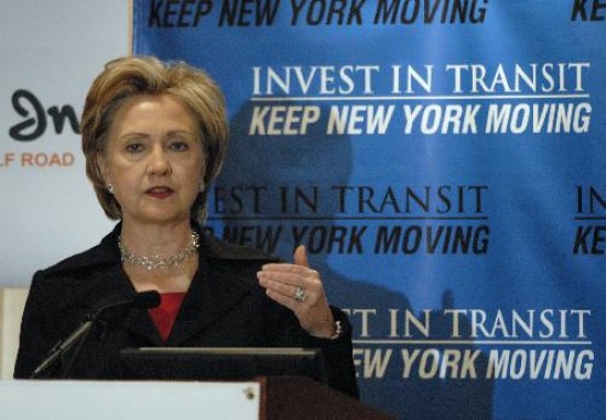 Hillary no se pronunci sobre el ofrecimiento, pero un viaje suyo a Chicago activ la informacin. 